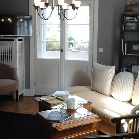 Wakenitz-villa Anno 1922 With River Access Apartament *