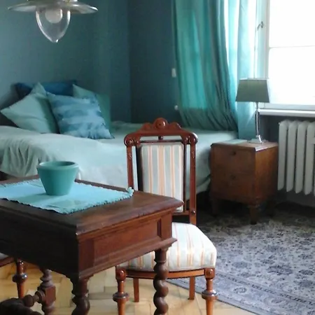 Wakenitz-villa Anno 1922 With River Access Apartament