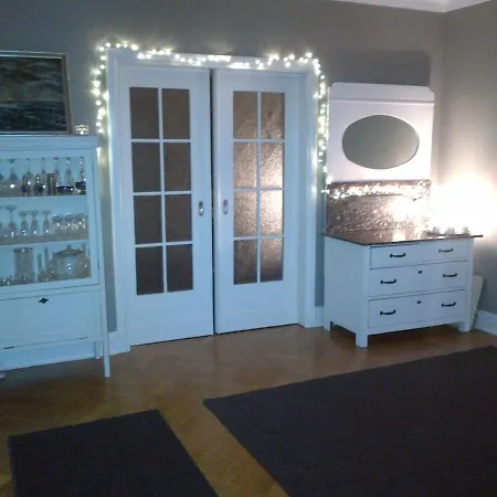 Wakenitz-villa Anno 1922 With River Access Apartament *