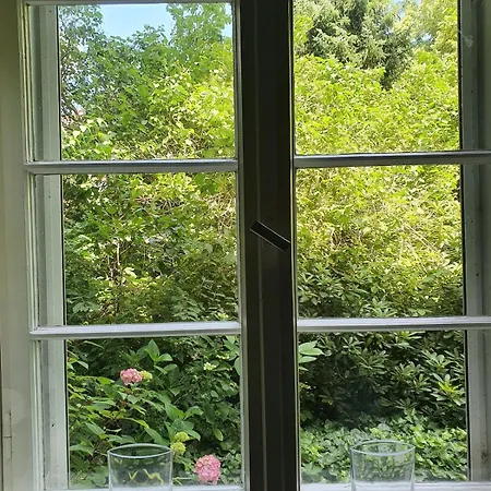 Wakenitz-villa Anno 1922 With River Access Apartament