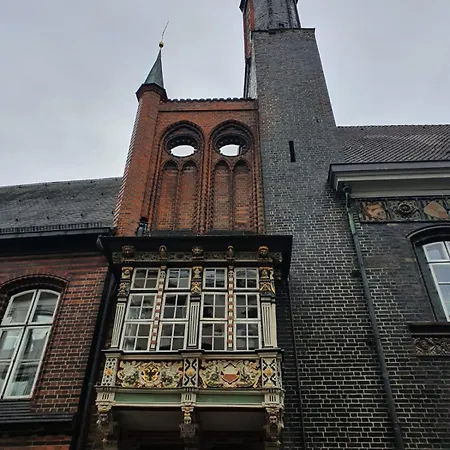 Wakenitz-villa Anno 1922 With River Access Apartament *