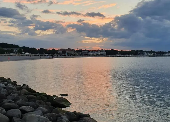 Wakenitz-villa Anno 1922 With River Access *